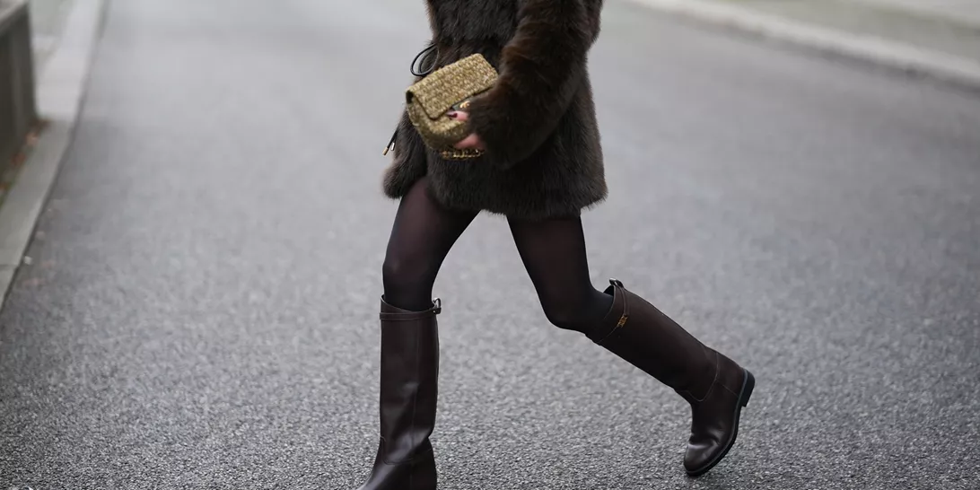 Αυτές οι μπότες από την Pull&Bear κοστίζουν 45.99 ευρώ και θα τις φορέσεις περισσότερο στις εμφανίσεις σου αυτή τη σεζόν