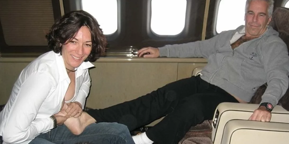 Ghislaine Maxwell | H σύντροφος και συνεργάτιδα του Jeffrey Epstein, θα πεθάνει στη φυλακή