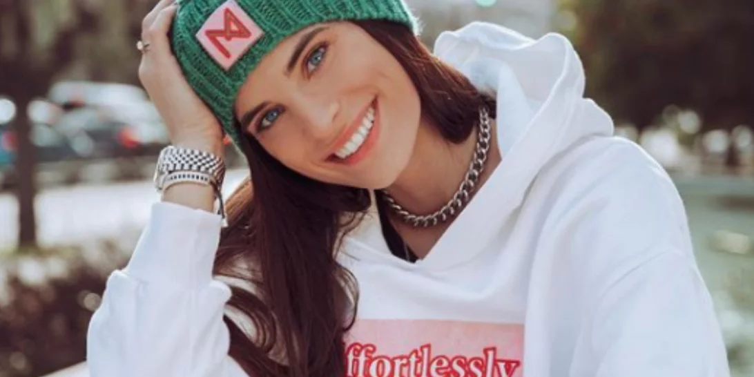 Χριστίνα Μπόμπα | Με mini φόρεμα και φουσκωμένη κοιλίτσα στον έκτο μήνα της εγκυμοσύνης της (pic)