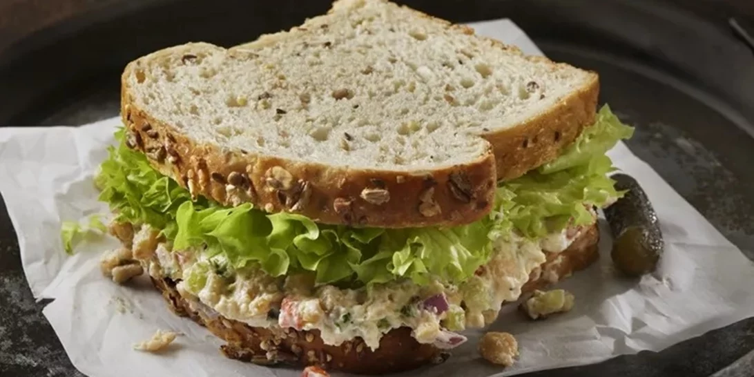 Τοστάκι για βραδινό; Η ελαφριά εκδοχή που προτιμώ (και με κάνει να μη θέλω junk food)