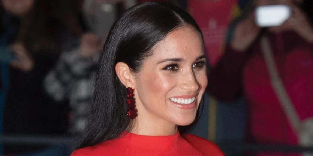 Αναζητάς νέο παλτό; | Η Meghan Markle φόρεσε το απόλυτο must have σχέδιο