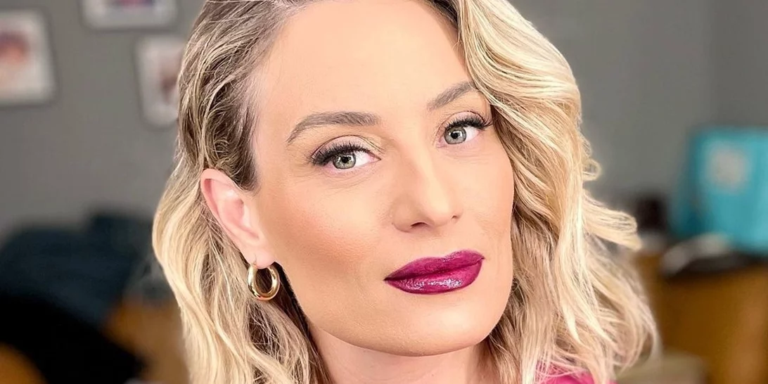 Η Ελεονώρα Μελέτη στο Ευρωκοινοβούλιο | Chic με λεοπάρ μοκασίνια