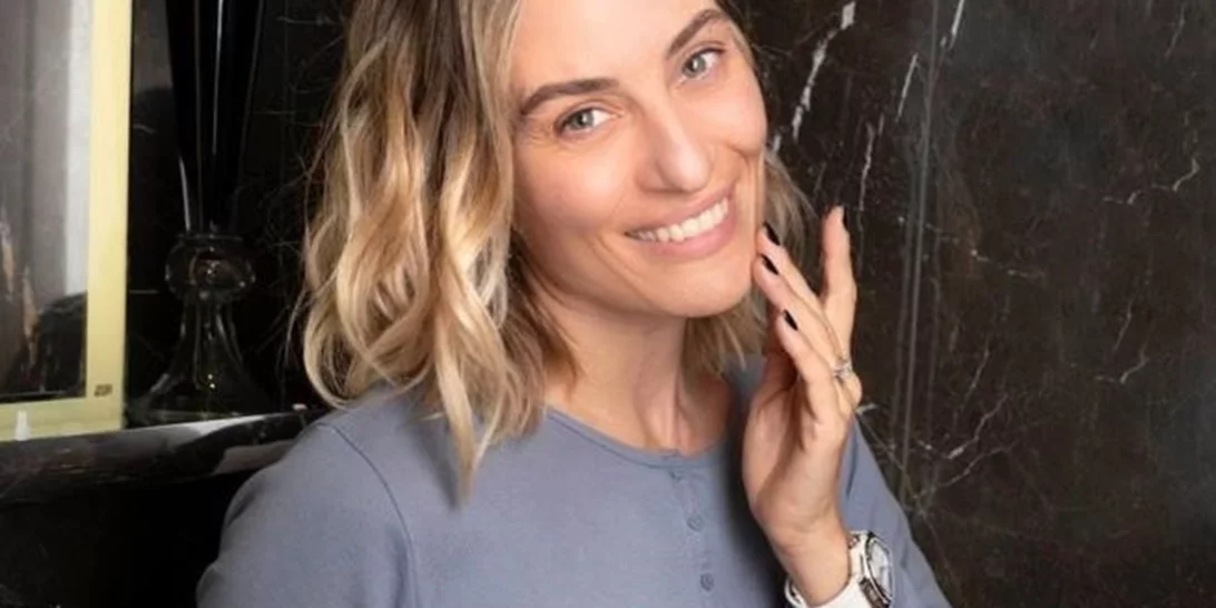 Ελεονώρα Μελέτη | Φωτογραφίζει τη μαμά της | "Μία καλλονή"