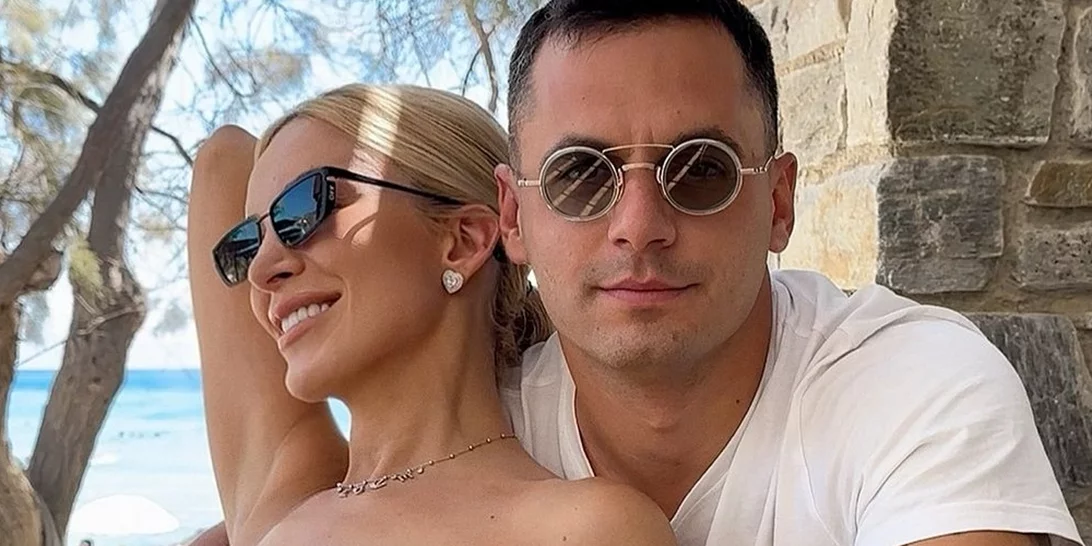 Η Κατερίνα Καινούργιου φωτογραφίζει τον Παναγιώτη Κουτσουμπή στο ρομαντικό ραντεβού τους