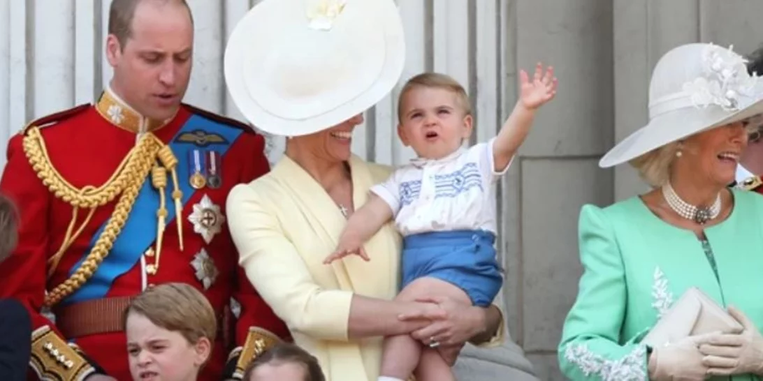 Ο πρίγκιπας Λούις γίνεται τεσσάρων | Γιατί ο ζωηρός πρίγκιπας δεν συνοδεύει ποτέ τους γονείς του και τα αδέλφια του