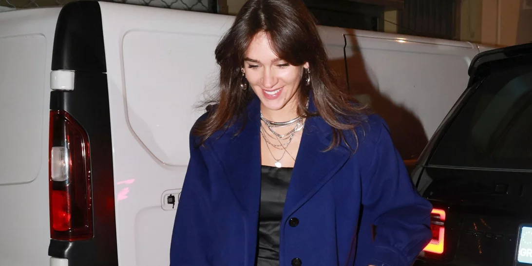 Izabel Pakzad | Το μοντέρνο και effortless look της συντρόφου του James Franco στα εγκαίνια της έκθεσής του στην Αθήνα