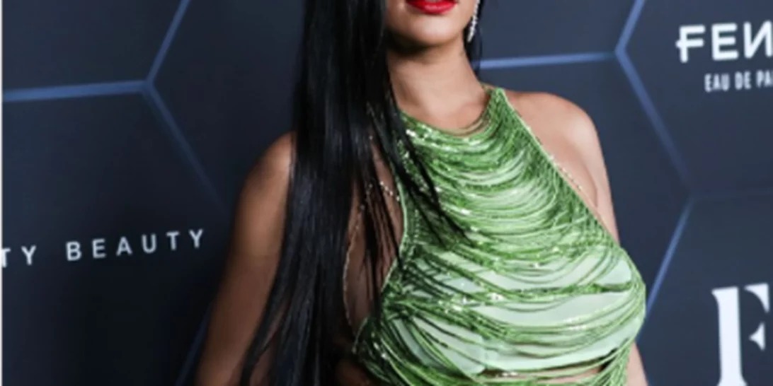 "Είναι μία πρόκληση" | Η Rihanna μιλάει για το στιλ της στη διάρκεια της εγκυμοσύνης