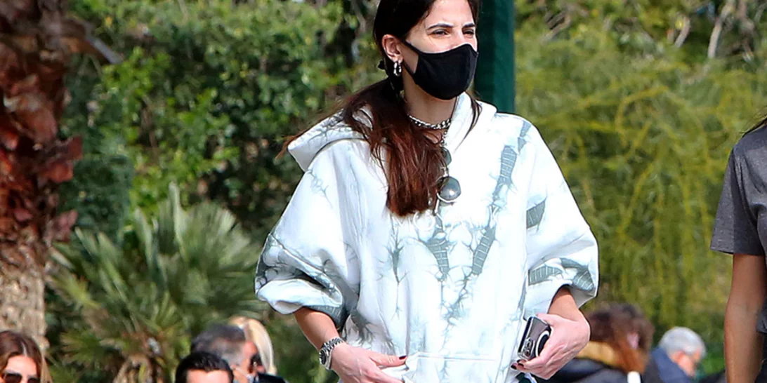 Comfy & stylish | Η Χριστίνα Μπόμπα έκανε μία από τις πιο ωραίες athleisure εμφανίσεις της