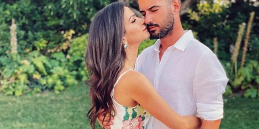 Γιάννης Τσιμιτσέλης -  Κατερίνα Γερονικολού | Μαζί στη βάπτιση της ανιψιάς του στη Ρόδο