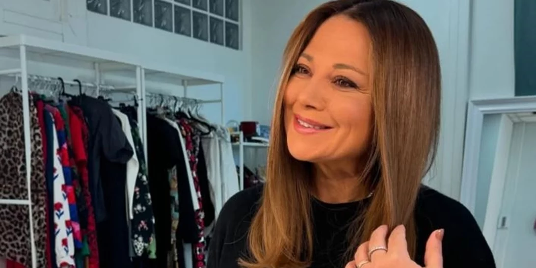 Νάνσυ Ζαμπέτογλου | Στο outfit για τον εορτασμό της γιορτής της συνδύασε δύο από τα πιο αγαπημένα trends τη χρονιάς που έρχεται στο τέλος της