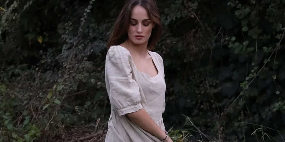 Η Μαρία Βοσκοπούλου με το μαγιό της | Η selfie δίπλα στη θάλασσα