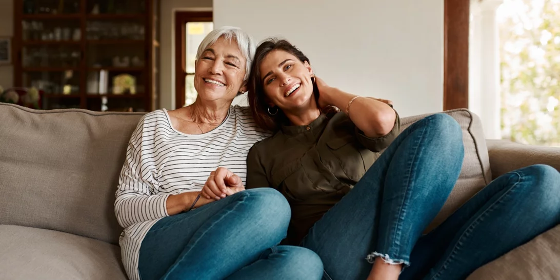 Γιορτή της μητέρας | Τα πιο κομψά δώρα μόδας για να προσφέρεις στη μαμά σου