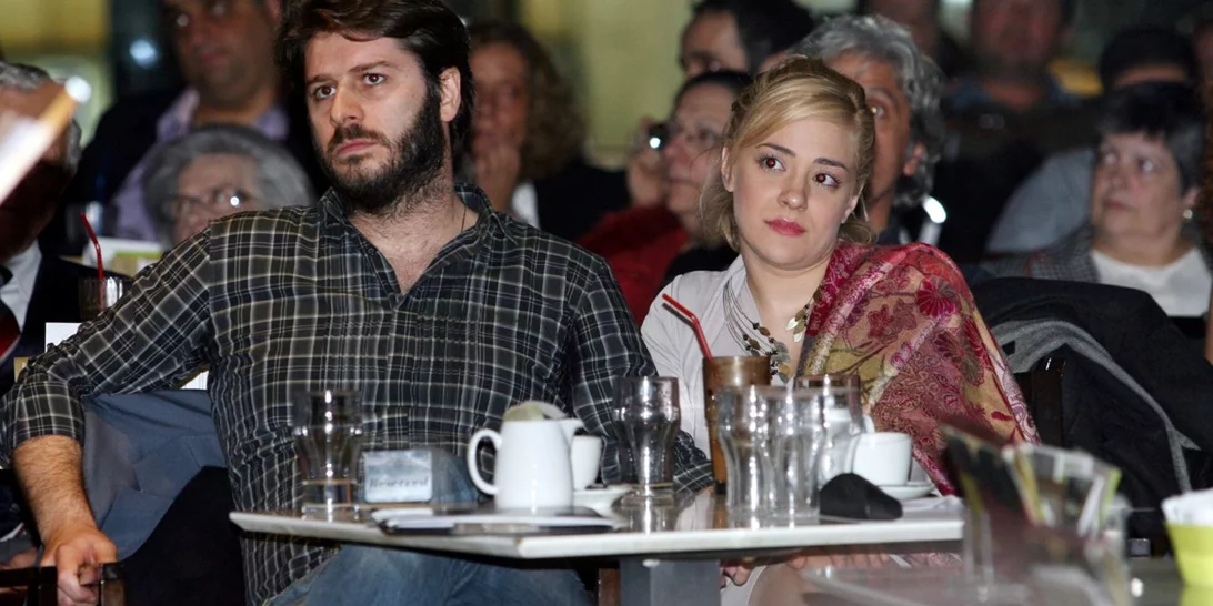 Έτος 2006 | Το ερωτευμένο ζευγάρι Νατάσα Μποφίλιου – Αλέξανδρος Μπουρδούμης σε βραδινή έξοδο στο κέντρο