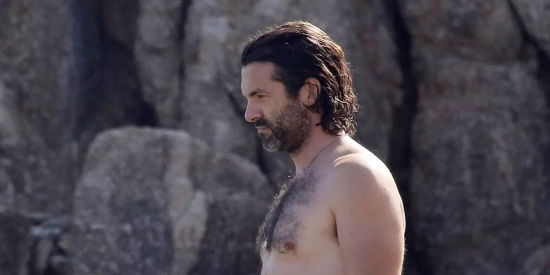 Φίλιππος Μιχόπουλος | Πρωινό στη Σαντορίνη με τα παιδιά του