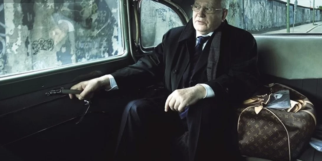 Μιχαήλ Γκορμπατσόφ | Όταν ο μεγάλος ηγέτης φωτογραφήθηκε για τον οίκο Lοuis Vuitton