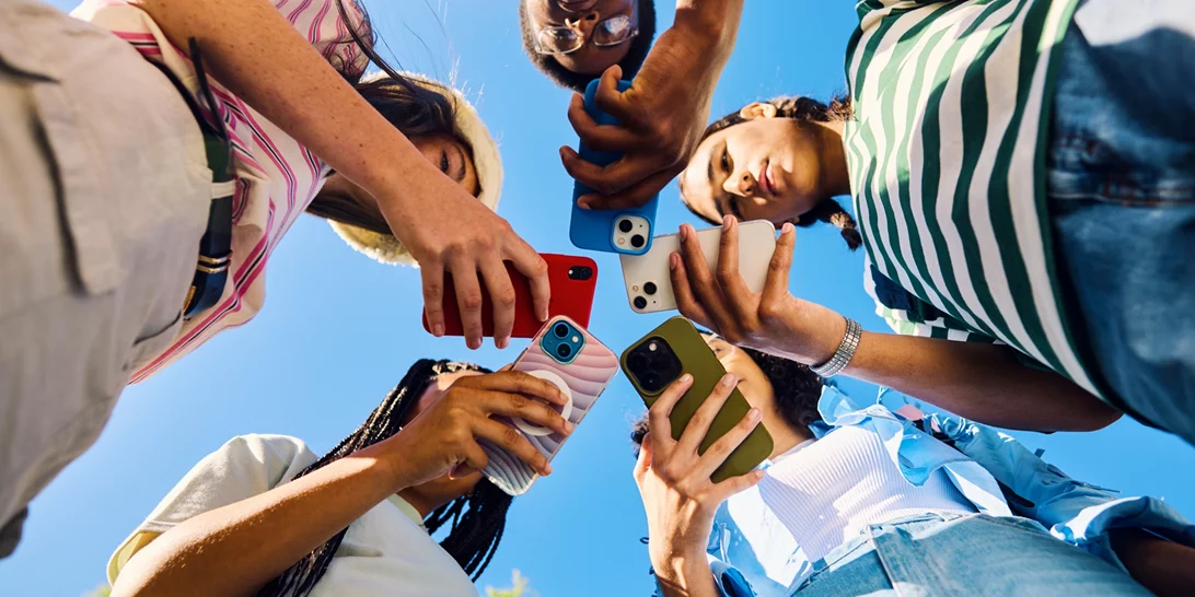 Gen Z VS Millenials | Ποια γενιά έχει την πιο έξυπνη και accurate slang; (video)