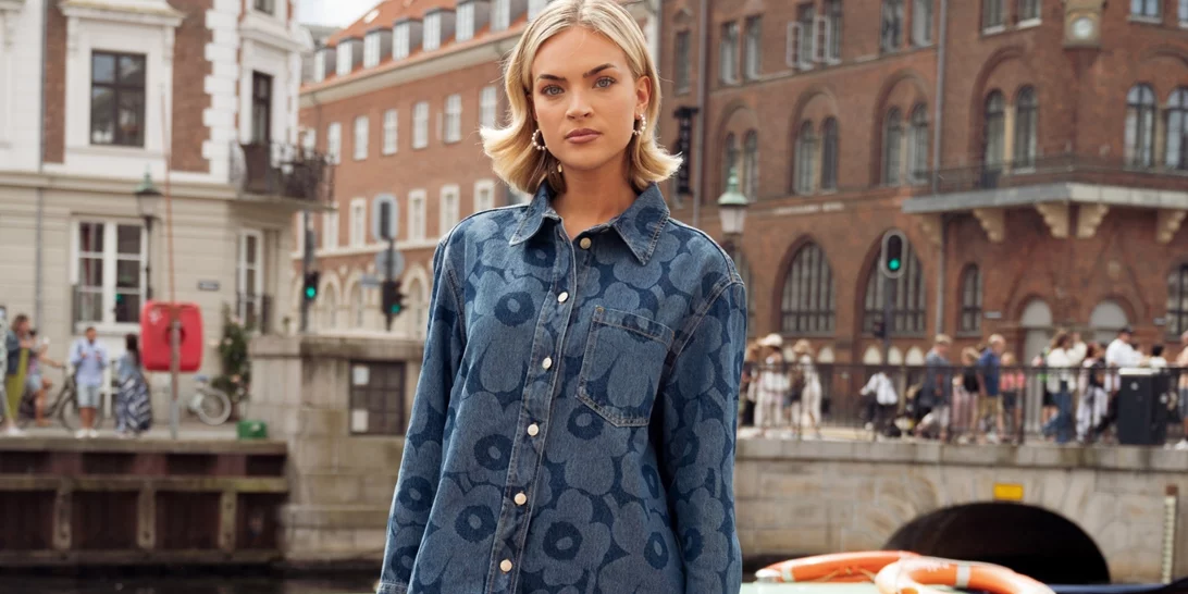 Πώς θα φορέσεις με στιλ ένα τζιν πουκάμισο την άνοιξη