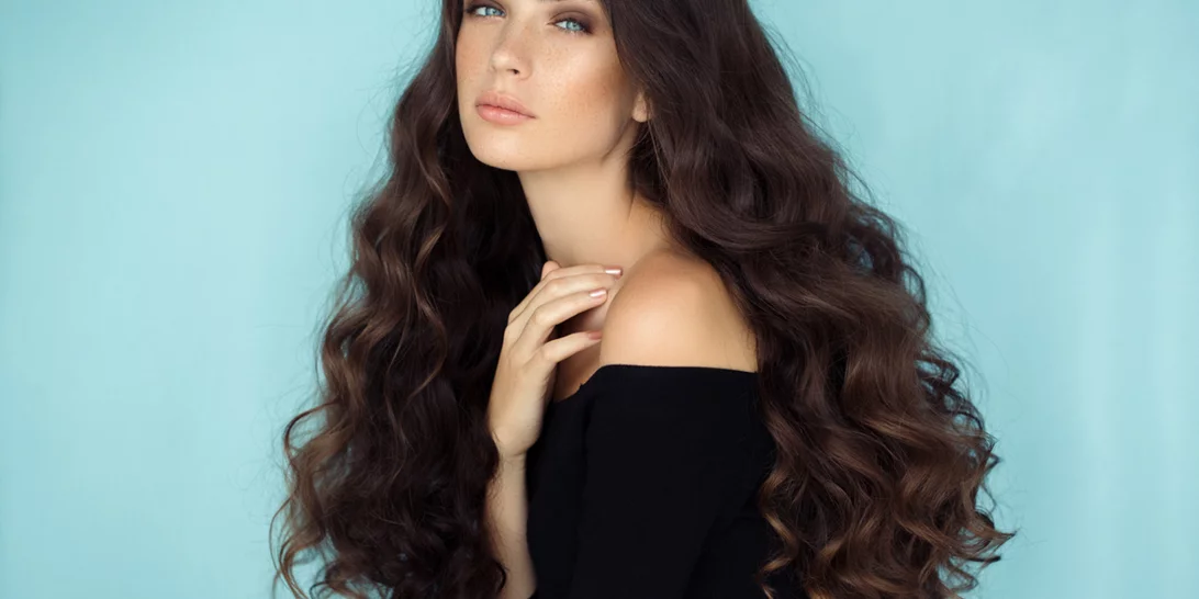 13 long hairstyles που θα σε κάνουν να ξανασκεφτείς το κούρεμα μετά το lockdown