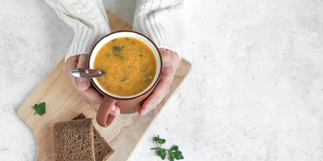 Αποτοξινωτική σούπα | Διατροφολόγος προτείνει την ιδανική συνταγή για να ξεκουράσεις το πεπτικό σου σύστημα
