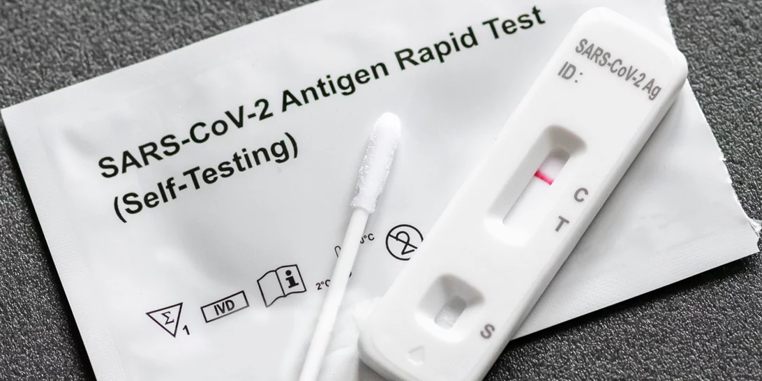 Έχεις συμπτώματα αλλά το self test βγαίνει αρνητικό. Τι μπορεί να σημαίνει αυτό;