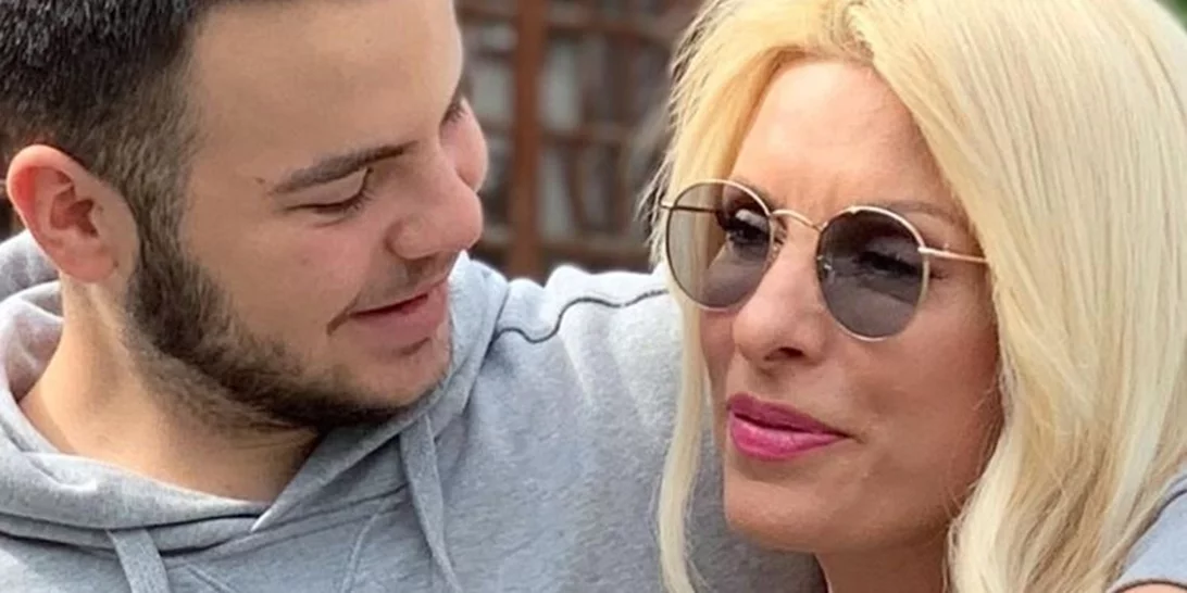 Άγγελος Λάτσιος | Οι ευχές στην αδερφή του, Λάουρα, για τα γενέθλιά της