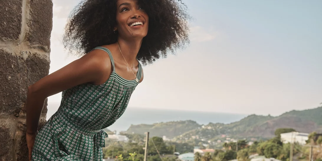 Η διαχρονική κομψότητα της καλοκαιρινής συλλογής της Nautica