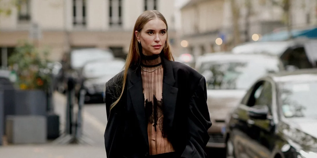 Minimal, sexy & chic | Τα μαύρα πέδιλα που έψαχνες τόσο καιρό τα βρήκαμε στη Mango