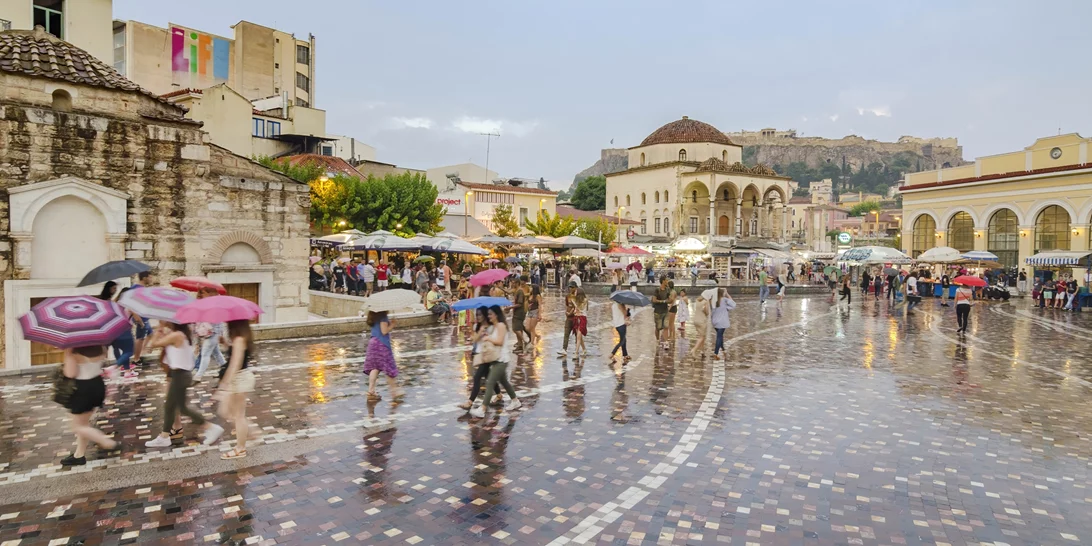Ξεκίνησε η επέλαση της κακοκαιρίας | Έντονες καταιγίδες στη Δυτική Ελλάδα - Έπεσαν δέντρα, περιοχές χωρίς ρεύμα