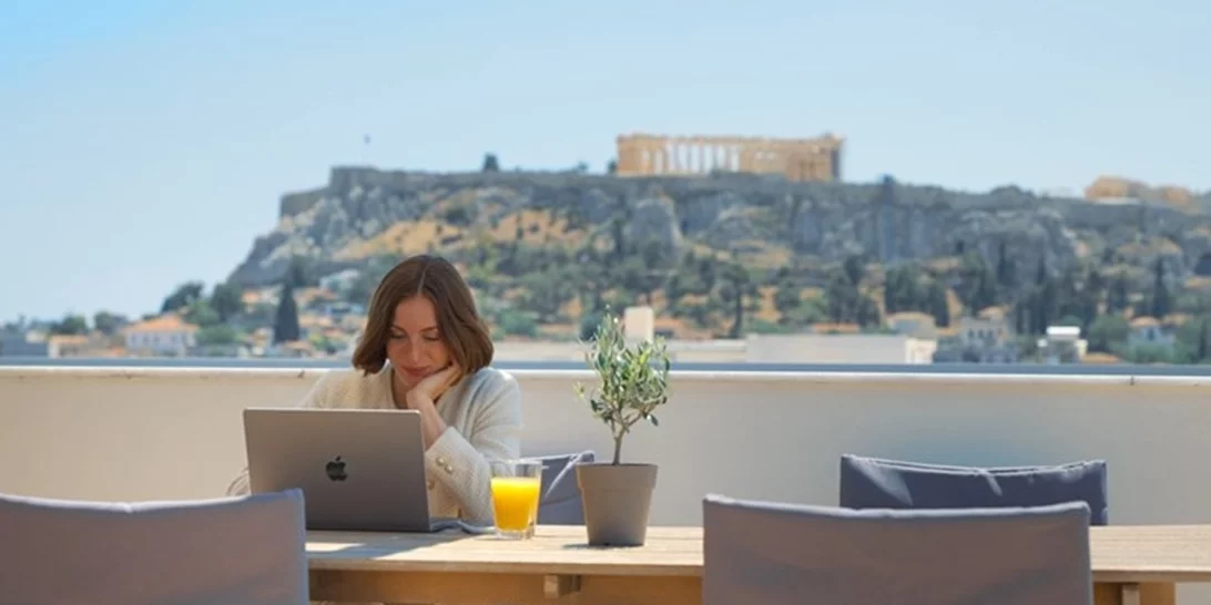 Open Air Athens | Tο νέο βίντεο της Aegean που εξυμνεί τη ζωή στην Αθήνα