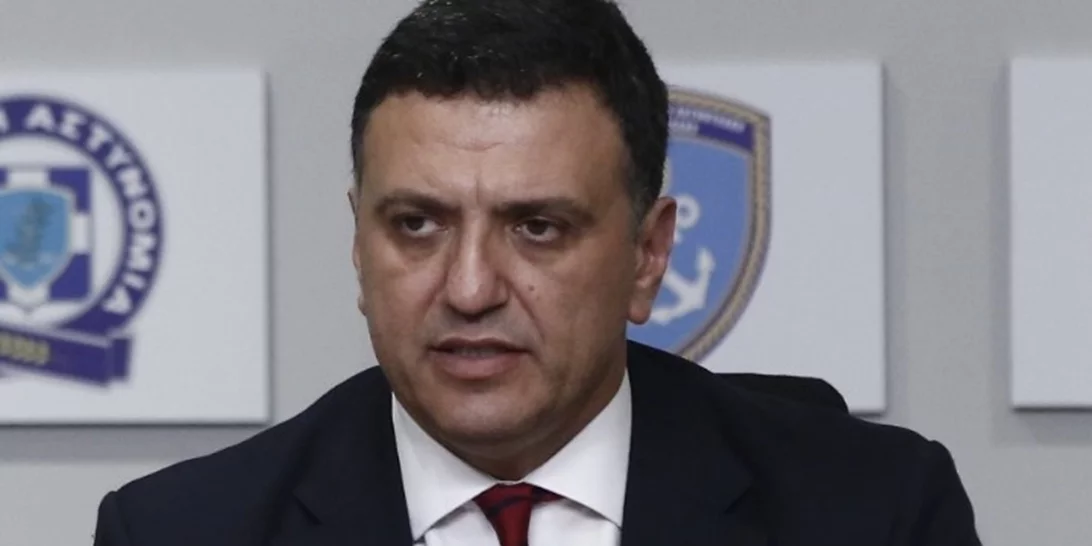 Β. Κικίλιας: Σύσκεψη στην Πολιτική Προστασία με τους ιδιοκτήτες μηχανημάτων - Τι θα γίνει σε περίπτωση βαριάς χιονόπτωσης στην Αττική