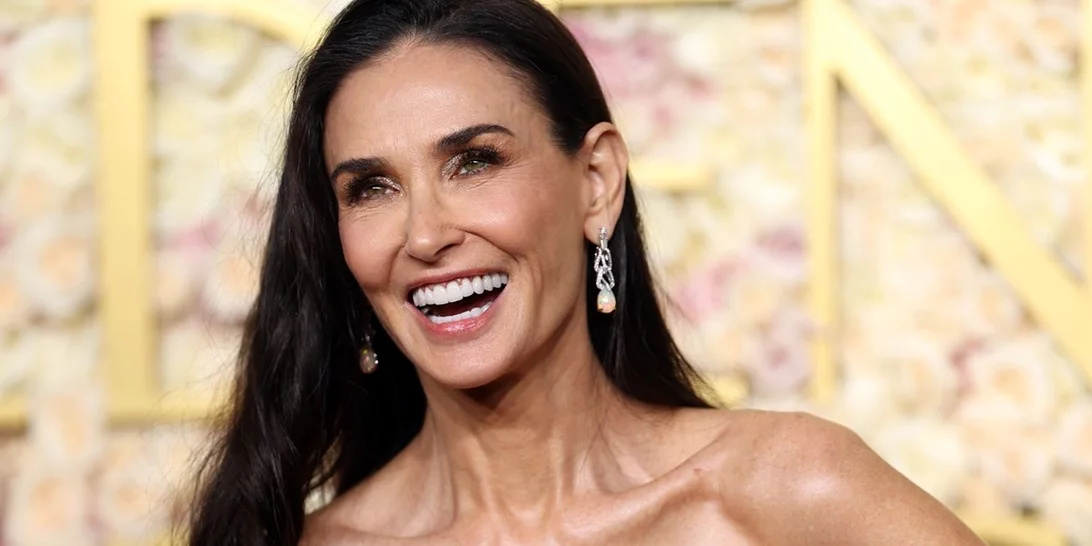 Η Demi Moore και το (υπέροχο) soft french μανικιούρ της είναι η τέλεια επιλογή για τον Μάιο