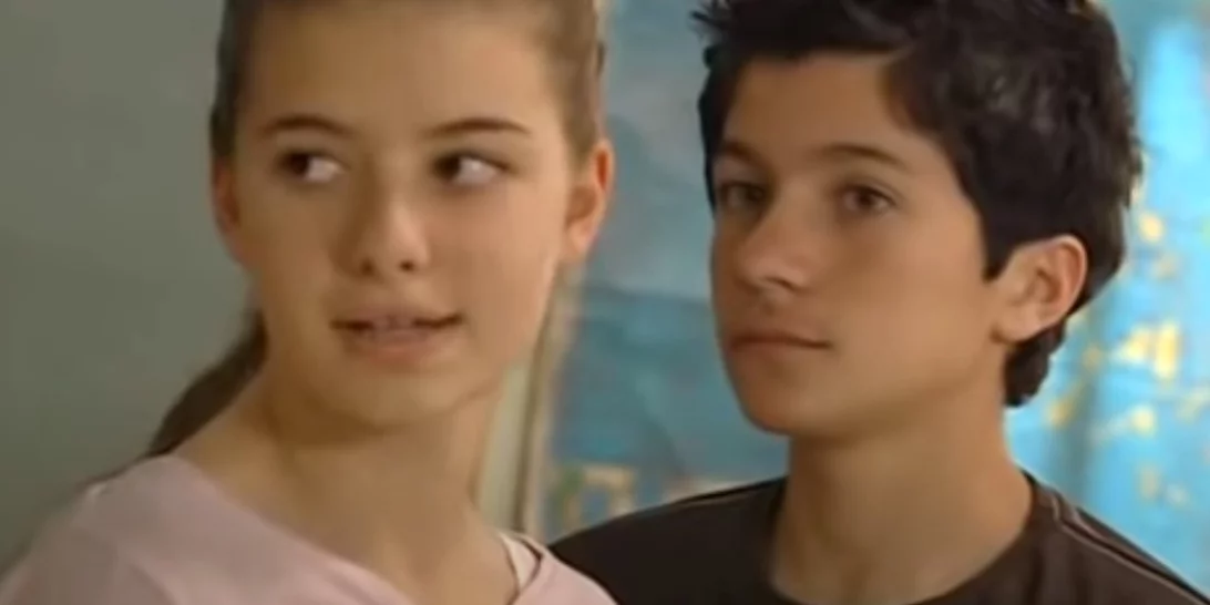 Τότε και τώρα | Πώς είναι σήμερα τα παιδιά που έγιναν διάσημα από ελληνικές τηλεοπτικές σειρές: