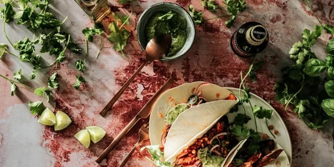 Ελαφρύ βραδινό με τορτίγια | 5 υγιεινές συνταγές για κρύα σάντουιτς