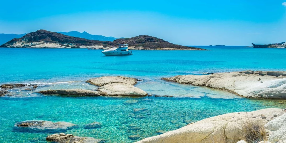 Στην Ελλάδα η παραλία με τα πιο καθαρά νερά στον κόσμο