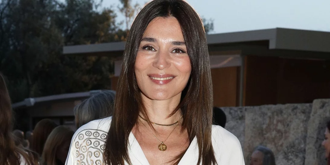 "Μίκρυνες;" | 3 λόγοι που η Μαρία Ναυπλιώτου δείχνει (πολύ) νεότερη από την ηλικία της