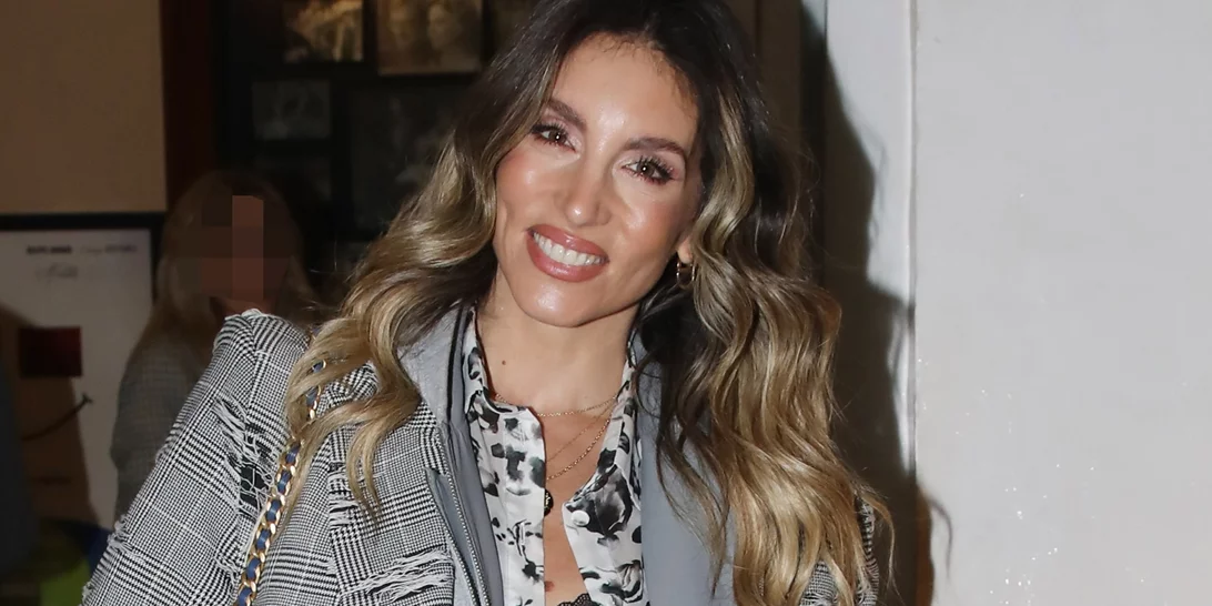 Η Αθηνά Οικονομάκου με ένα από τα πιο διαχρονικά μανικιούρ