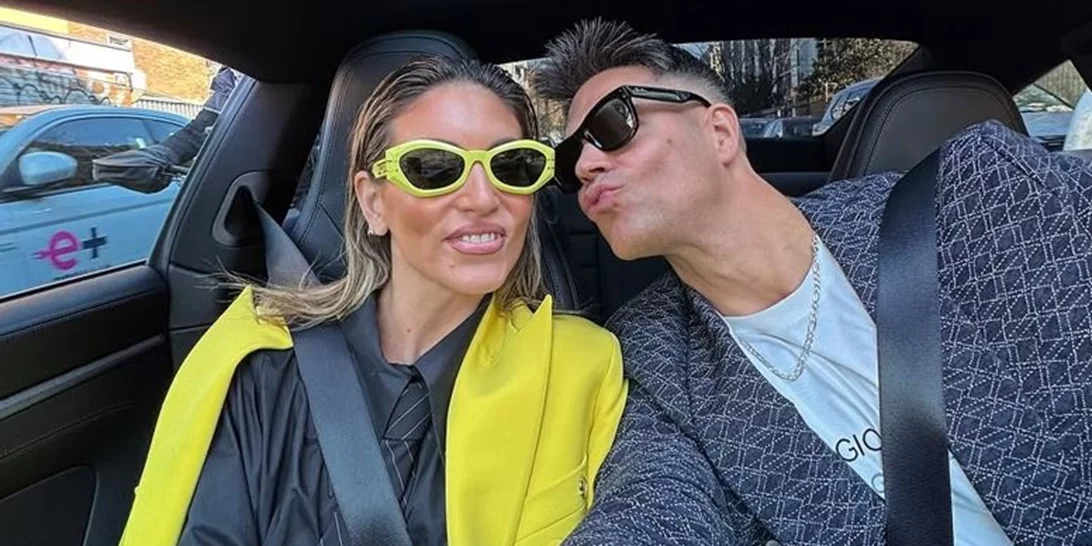 "Θα κάτσω εδώ και αν θες μπορούμε να κλάψουμε και μαζί"