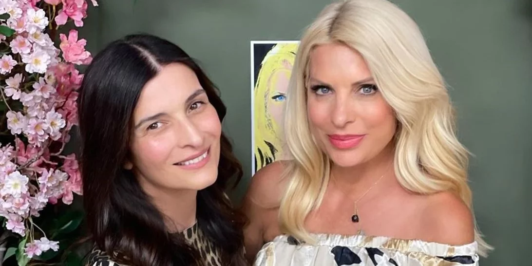 Αντιγόνη Κουλουκάκου | Η μαμά της ταΐζει τον νεογέννητο γιο της στα παρασκήνια της εκπομπής "Ελένη"