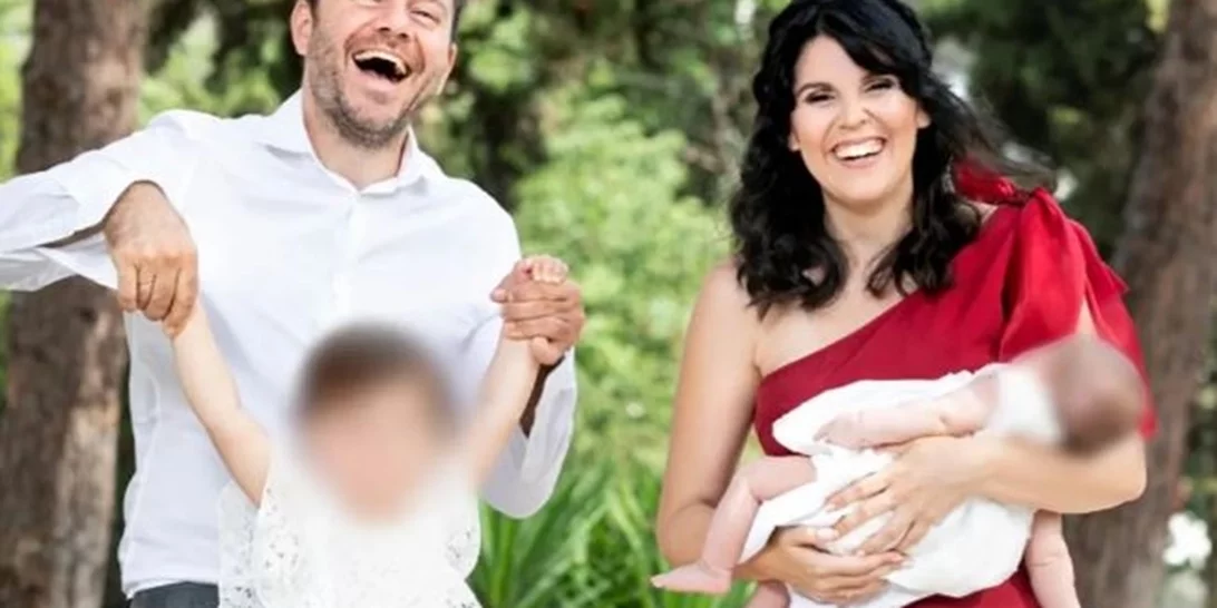 Ηλέκτρα Αστέρη | Μαυρισμένη και ανανεωμένη στην Καραϊβική - Πώς συνδύασε τη μίνι φούστα της;