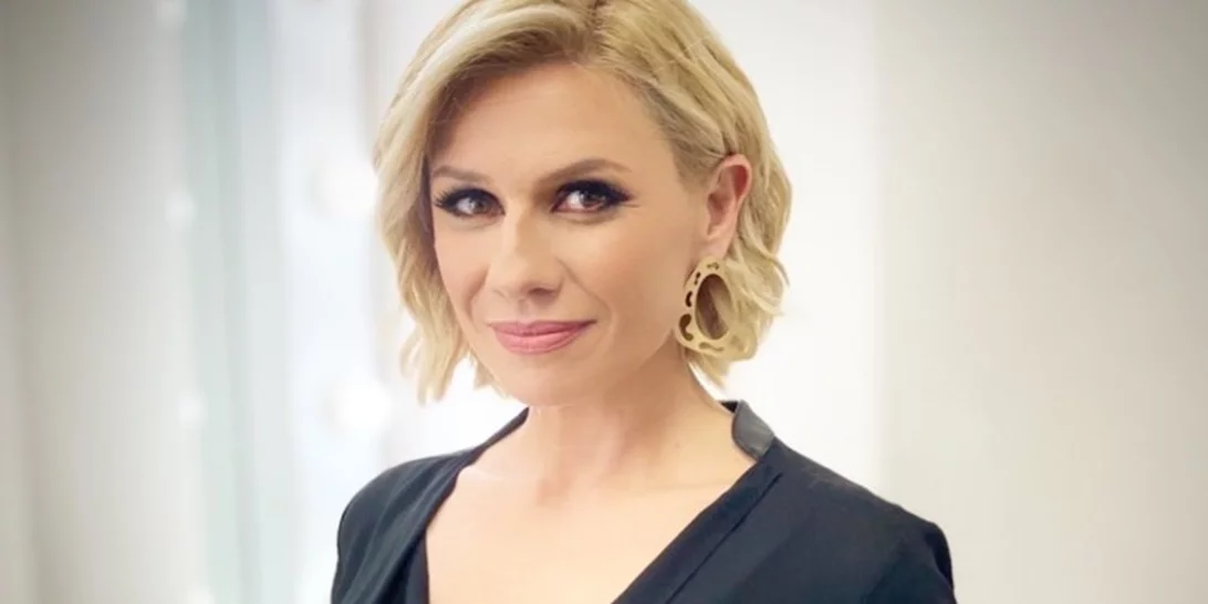 Κατερίνα Καραβάτου | "Ονειρεύτηκα ότι παντρευόμουν τον Πρωθυπουργό"