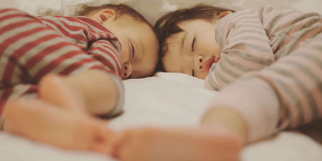 Πώς κοιμούνται τα παιδιά ανάλογα με το ζώδιό τους;