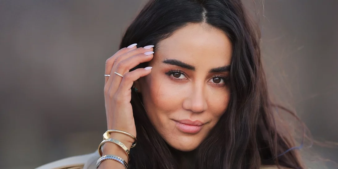 Strawberry milk nails | Το μανικιούρ της άνοιξης που υιοθετούν από τώρα οι πιο φινετσάτες fashionistas