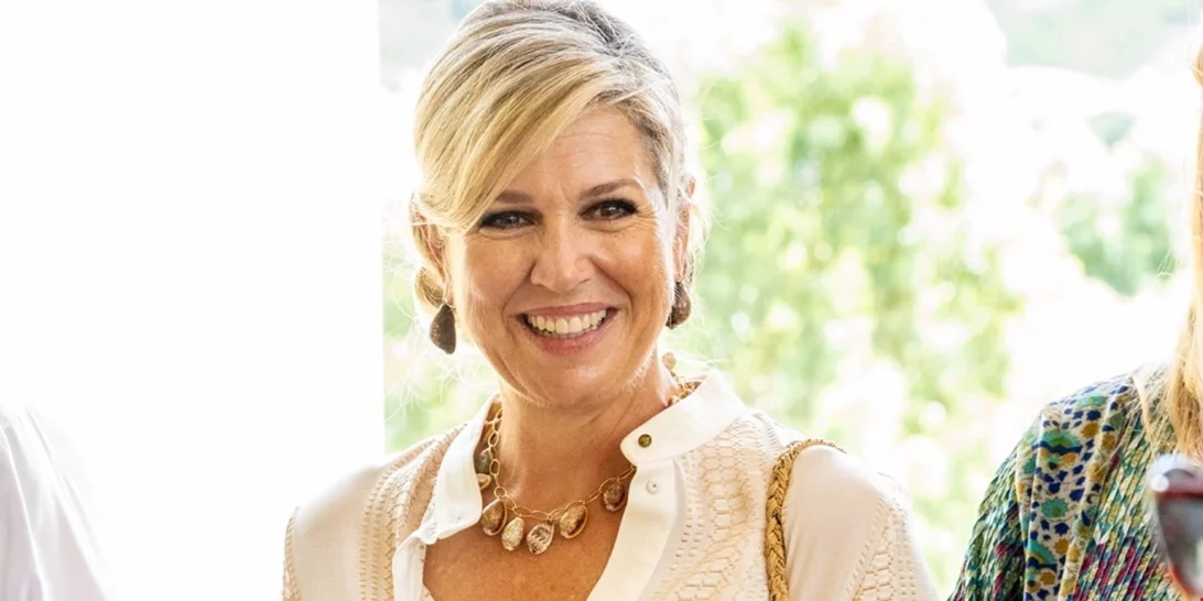 Η βασίλισσα Maxima εμφανίστηκε μ' ένα τοπ από το αγαπημένο της ελληνικό brand