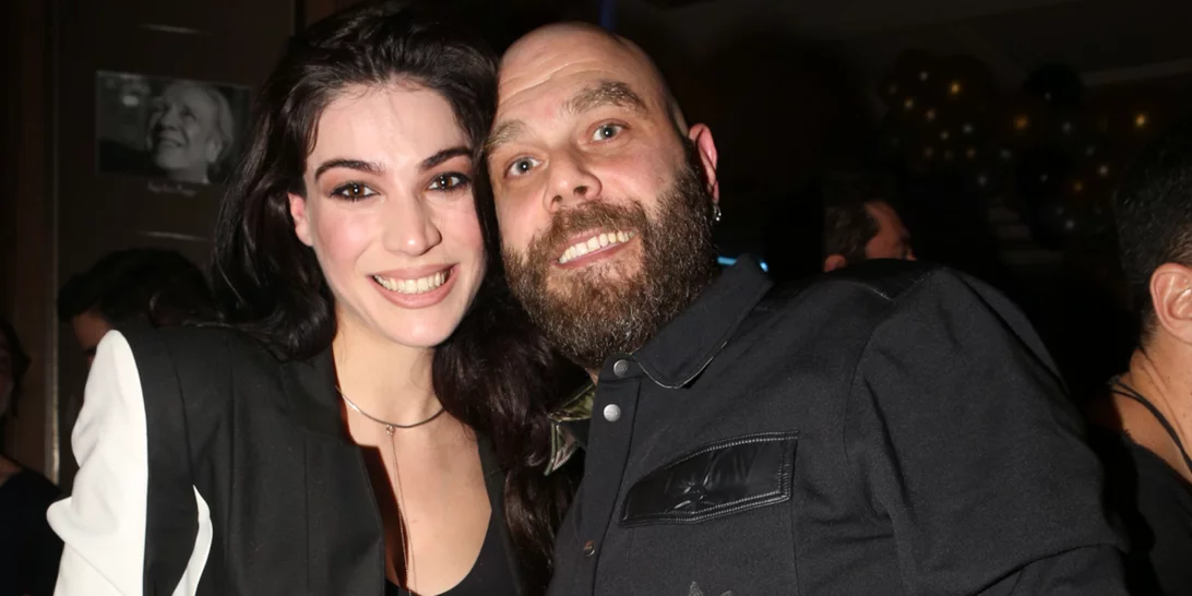 Ήβη Αδάμου - Μιχάλης Κουϊνέλης | Η τριών ετών κόρη τους ποζάρει στο εξώφυλλο του νέου τους single