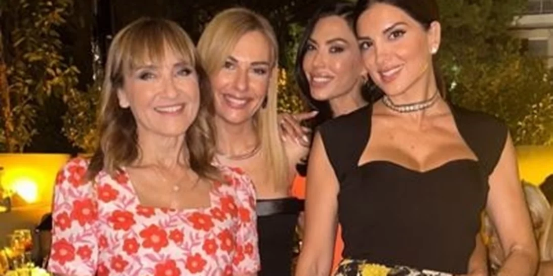 Μάρα Ζαχαρέα, Σταματίνα Τσιμτσιλή, Κατερίνα Καινούργιου | Η κοινή βραδινή έξοδος την πιο καυτή βραδιά του καλοκαιριού