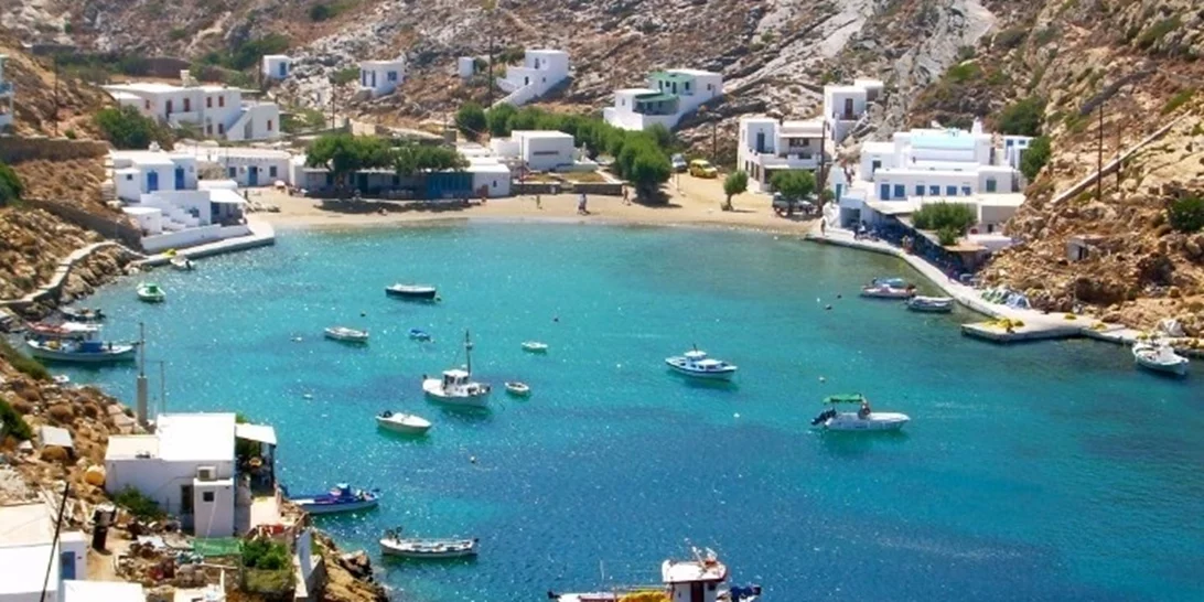 Κορυφαίος ελληνικός γαστρονομικός προορισμός η Σίφνος, σύμφωνα με το Conde Nast Traveler και το National Geographic