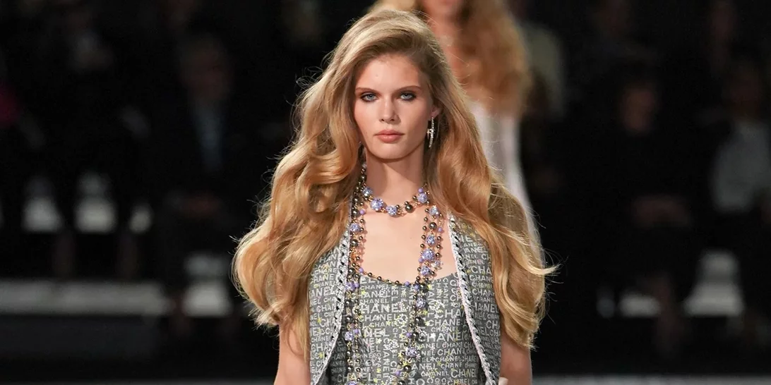 Βαριά μαλλιά, που "πέφτουν"; Πώς θα χαρίσεις μεγαλύτερη διάρκεια στα (beach) waves σου