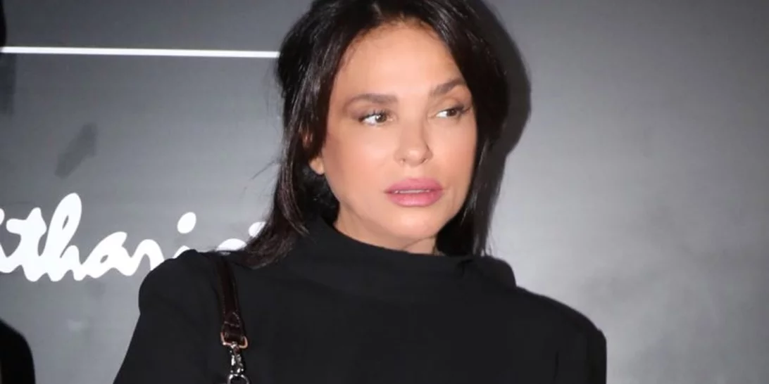 Σήλια Κριθαριώτη | Με knee- high μπότες στο MadWalk 2023