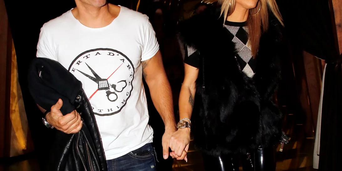 Γνωστός Έλληνας τραγουδιστής έγινε μπαμπάς για τρίτη φορά