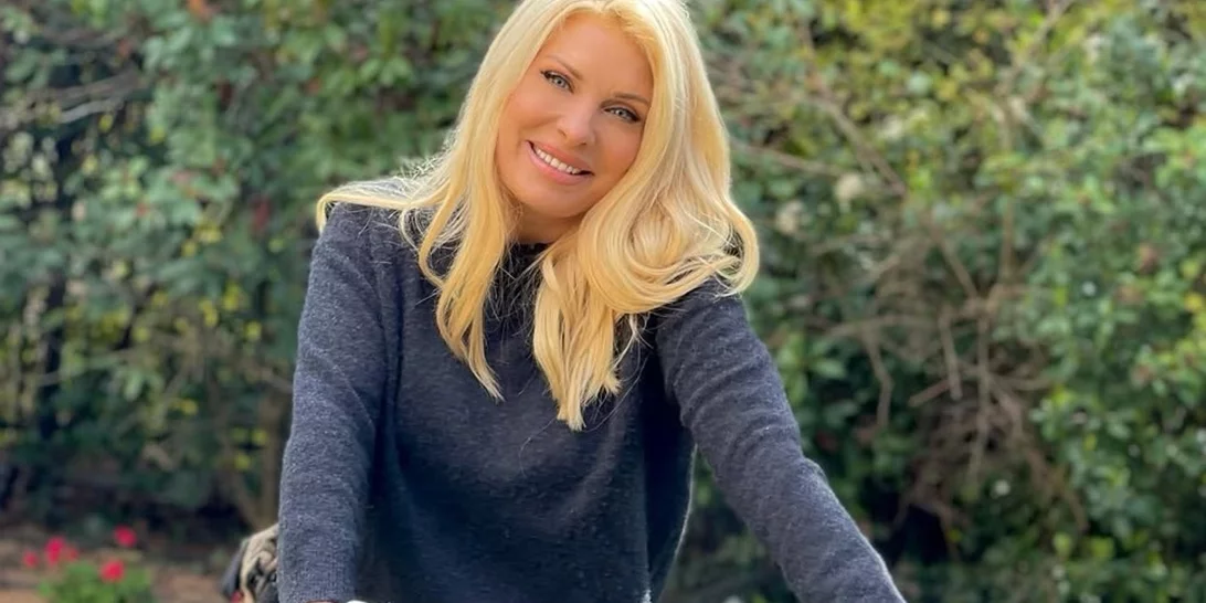 Ελένη Μενεγάκη | Όλα τα tips που χρειάζεσαι για να αντιγράψεις το no makeup makeup look της